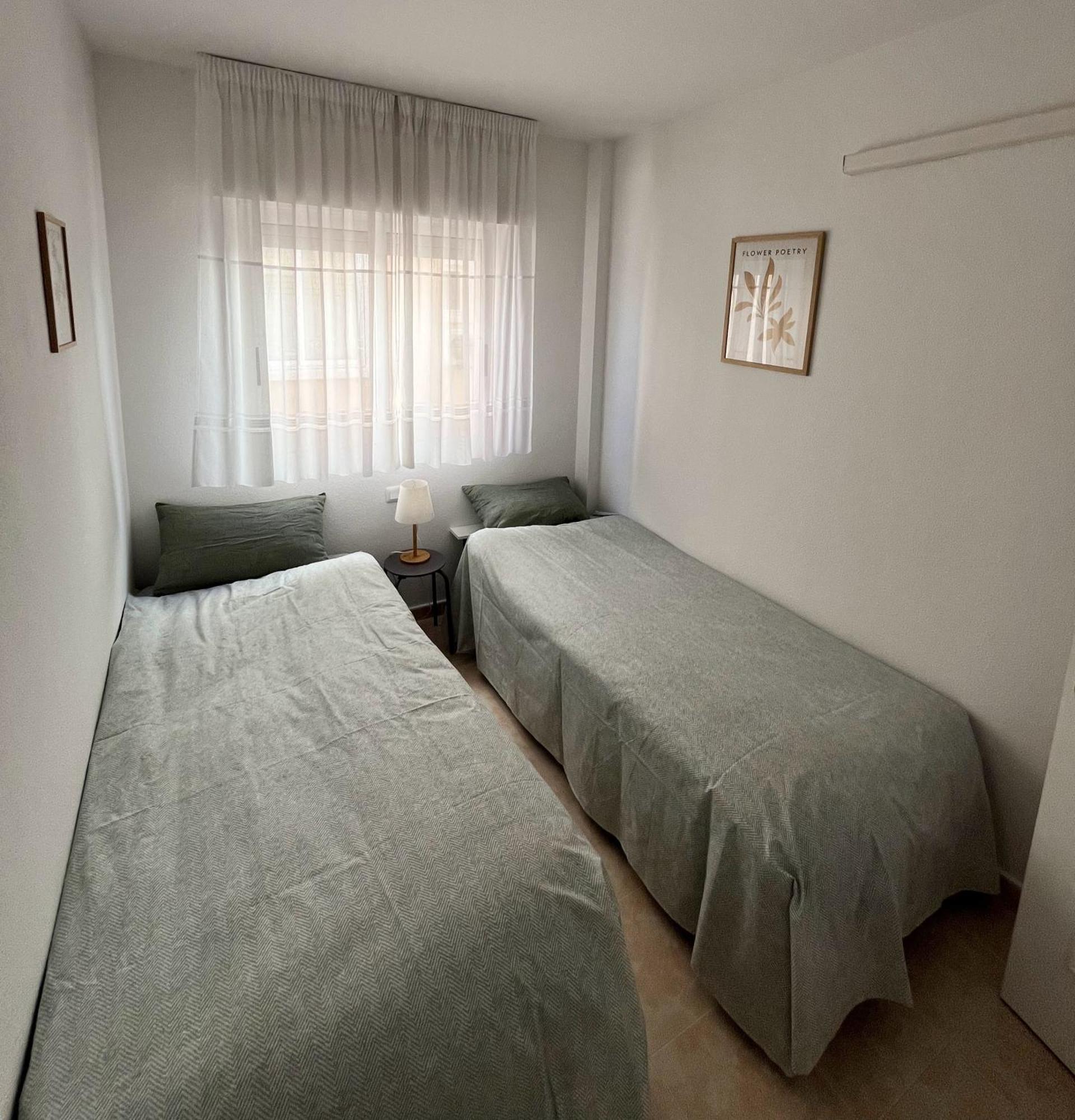 Torrevieja 2 Bedrooms Appartment Екстериор снимка