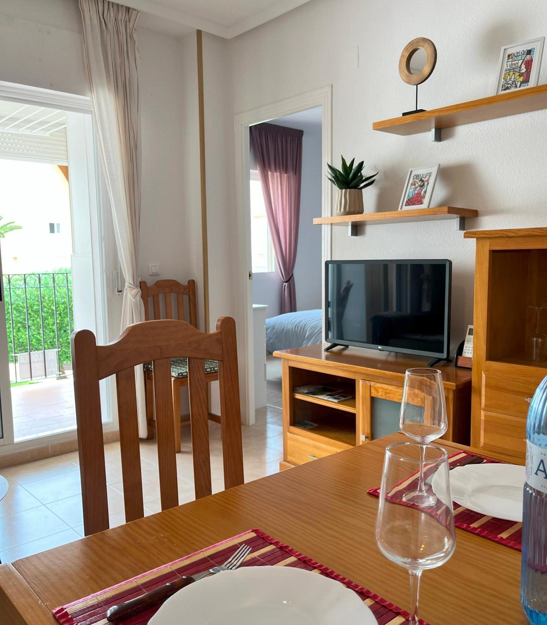 Torrevieja 2 Bedrooms Appartment Екстериор снимка